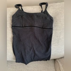 Lululemon tank top size 4